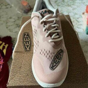 NIB Women's Keen Pink Athletic Shoes, Size 11